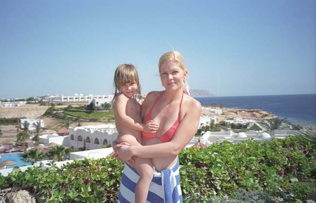 MICHELLE & JULIJA NAD CORAL BAY